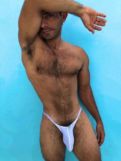 axelwolf OnlyFans picture