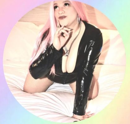 femmedomiana OnlyFans picture