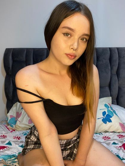 petitewhite1 OnlyFans picture