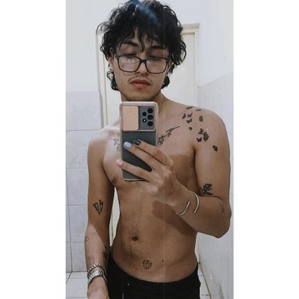 adrien27 OnlyFans picture