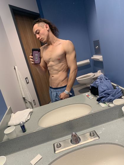 robbyvalentine OnlyFans picture