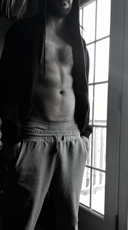 hunganduncut OnlyFans picture