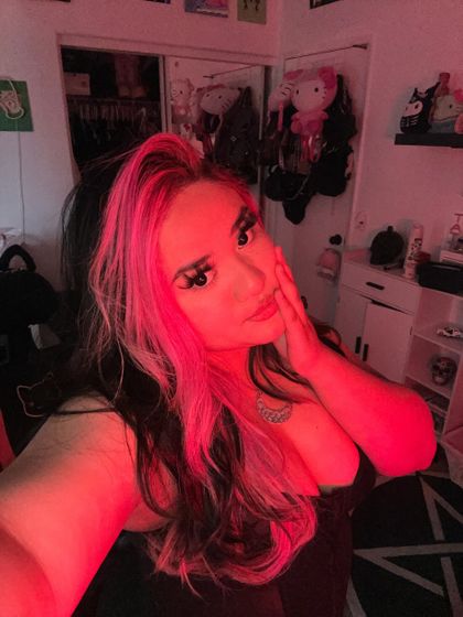 lavagirlg OnlyFans picture