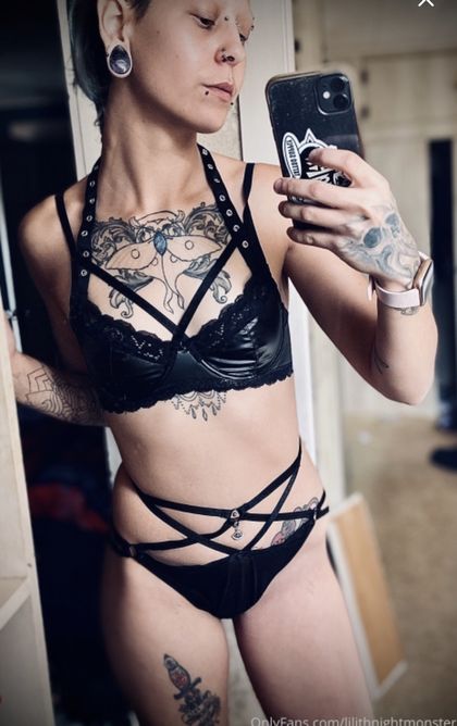 lilithnightmonster OnlyFans picture