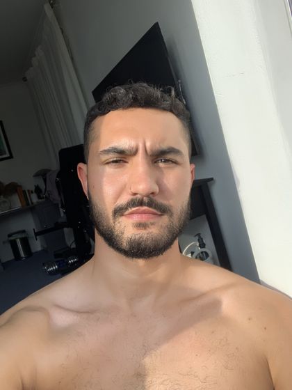 romantheo OnlyFans picture
