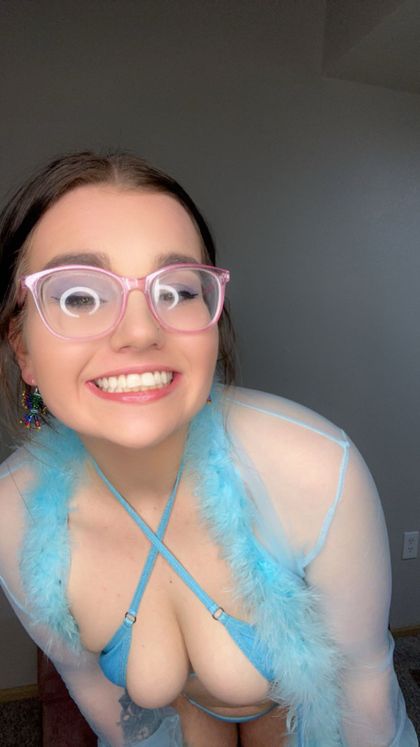 avaandovo OnlyFans picture