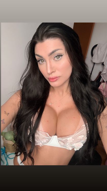bat.doll OnlyFans picture