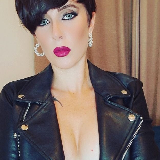 frenchclara OnlyFans profile picture