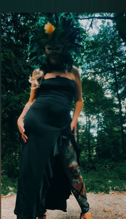 harlowflowerfootgoddess OnlyFans picture