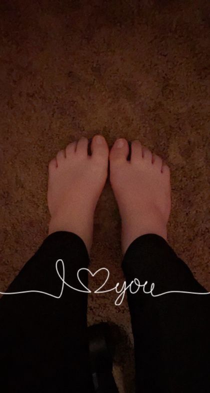 thelonelytoes OnlyFans picture