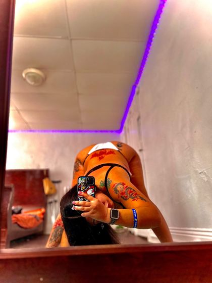 pretty_poison23 OnlyFans picture