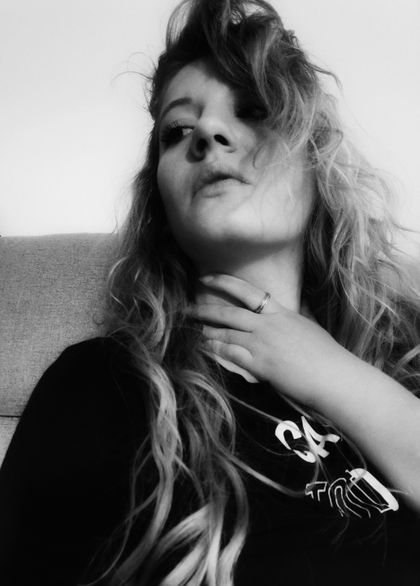 julila_bella OnlyFans picture