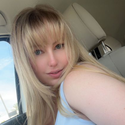 cloecameronofficial OnlyFans picture