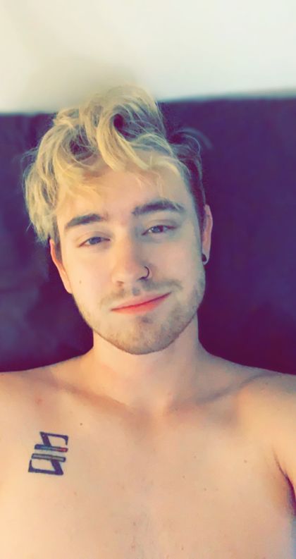 play-2-win OnlyFans picture