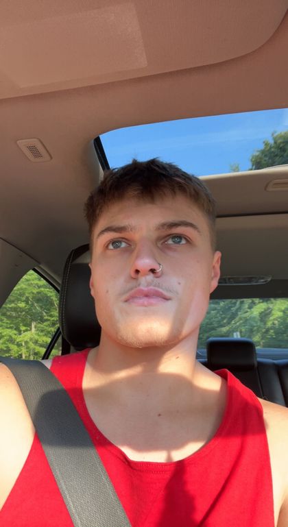 u23333170 OnlyFans picture