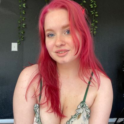 sunnyelainesmoke OnlyFans picture
