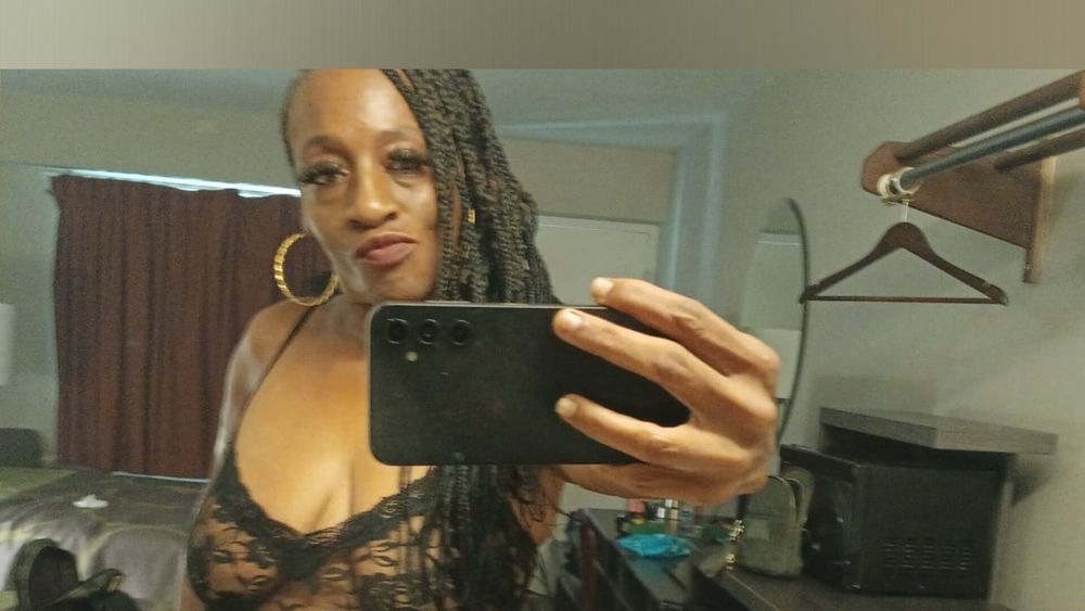 ms.vee1975 OnlyFans profile picture