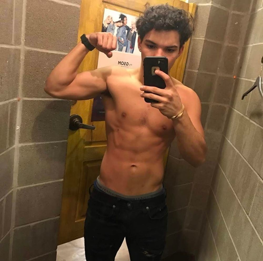 zrichards OnlyFans profile picture
