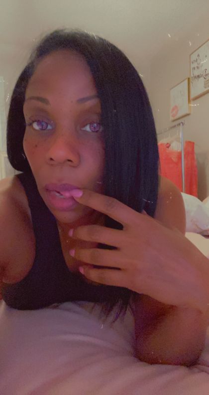 strapless OnlyFans picture