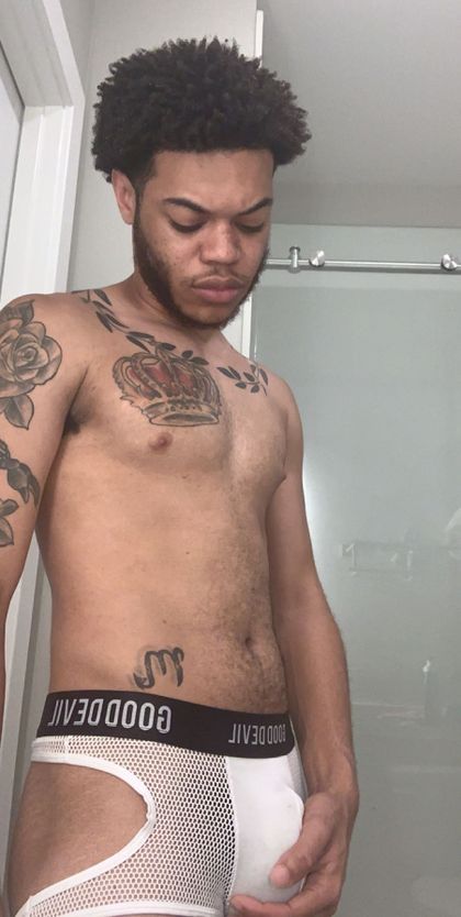 crownroyalx OnlyFans picture