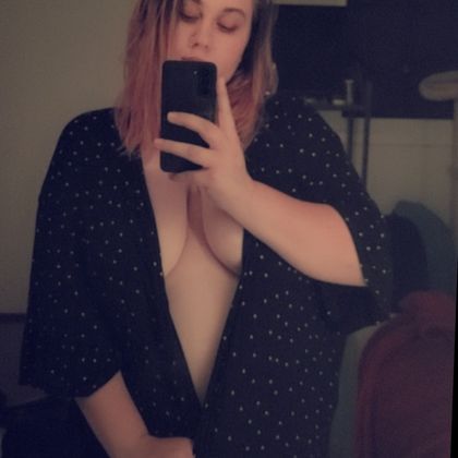 elleonalea OnlyFans picture