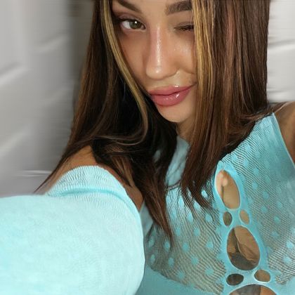 Best Hot Josie OnlyFans Accounts | FansMetrics.com