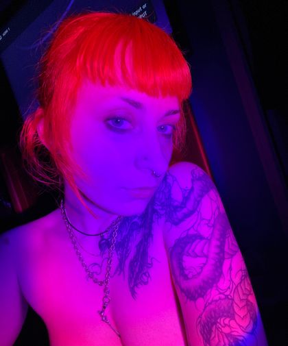 weirdomags OnlyFans picture