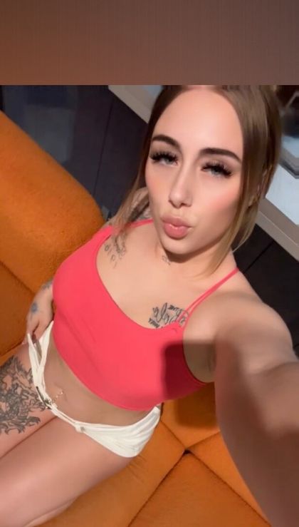 giving.snow5 OnlyFans picture