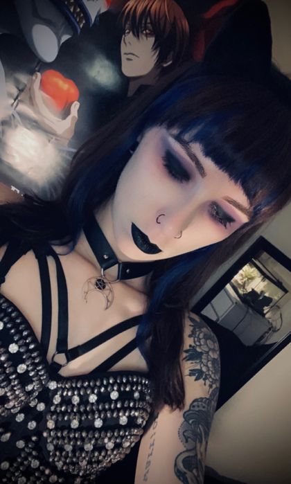 gumdr0pbuttons OnlyFans picture