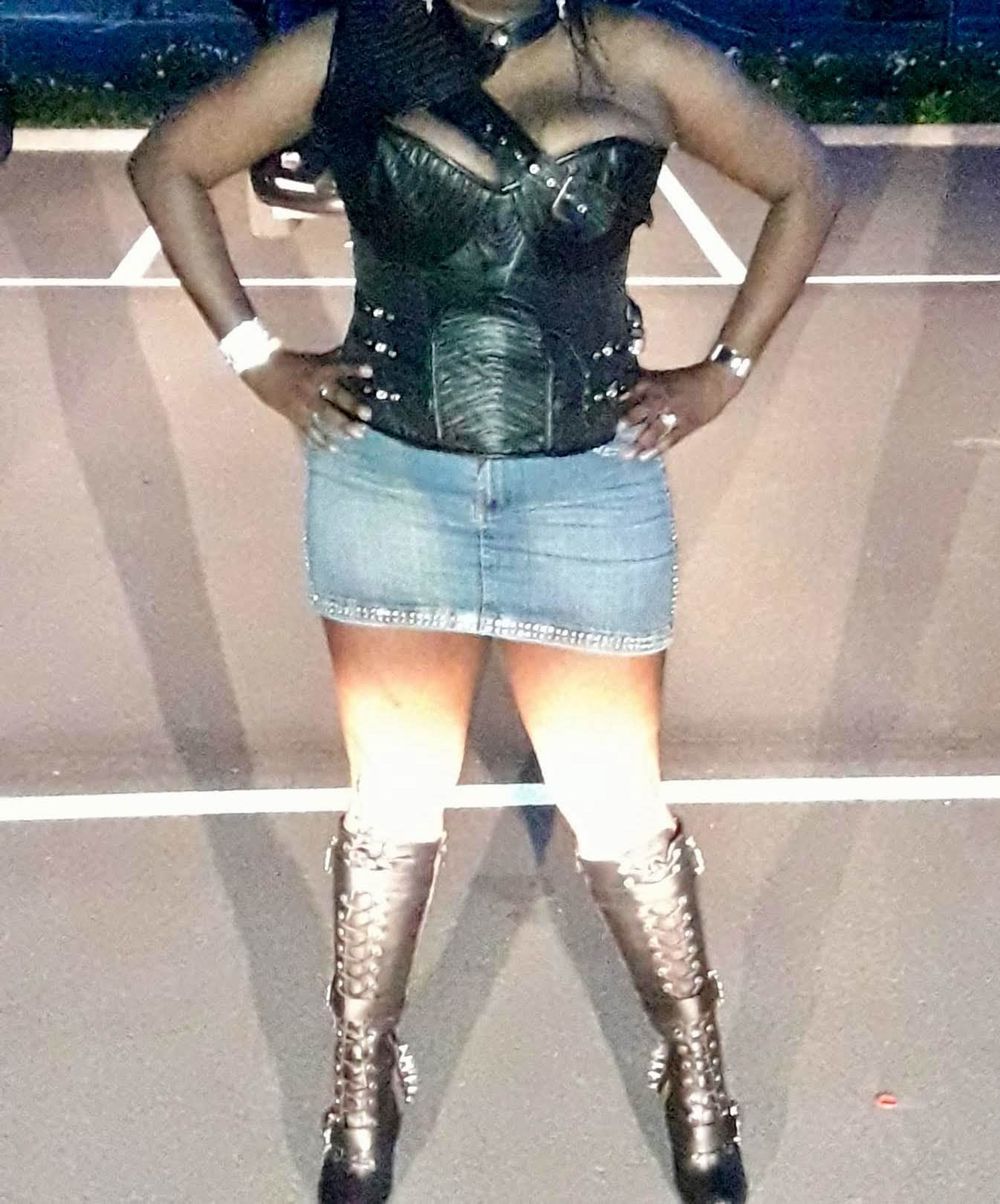 mistresszoetee OnlyFans profile picture