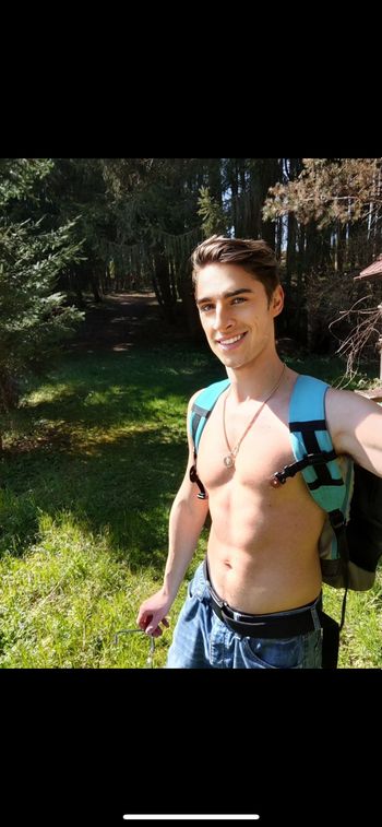 How to Access jonasheim OnlyFans Profile For FREE (2024) | FansMetrics.com