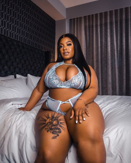 chloesantiago OnlyFans picture
