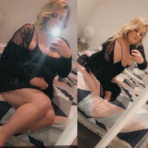 Big Ass Images of Best OnlyFans Accounts, near New Zealand ...